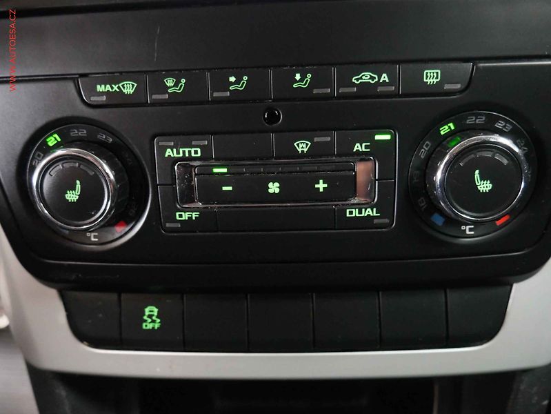 Škoda Yeti (2010) 1.4 TSI, ČR, autoAC - fotka 15 z 15