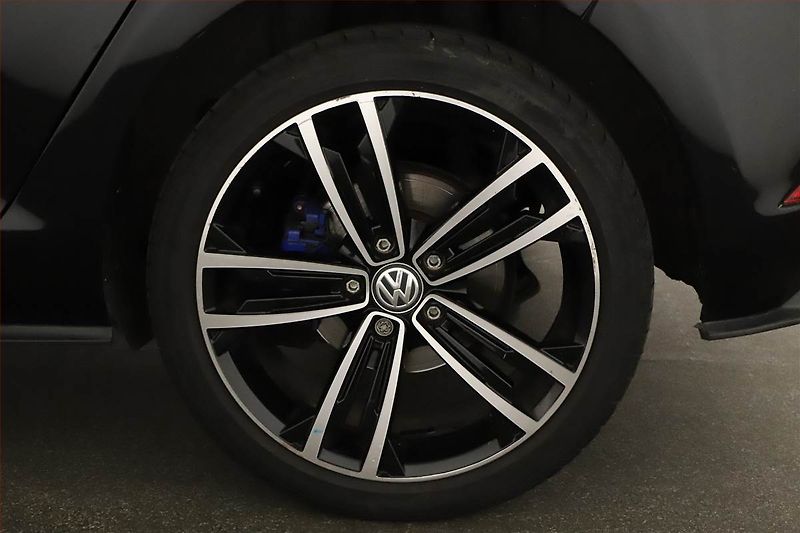 Volkswagen Golf (2020) GTE, Automat, Tempomat - fotka 12 z 16