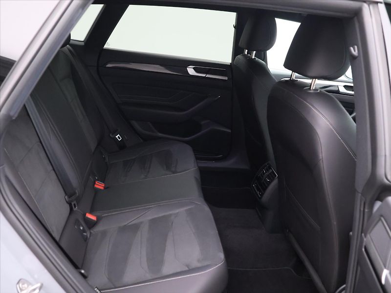 Volkswagen Arteon 2,0 TDI  DSG R-line SB CZ DPH - fotka 14 z 33