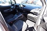 Toyota ProAce City Verso 1.5 D4-D 130 6 MT Long 5D  Fam - náhled 12