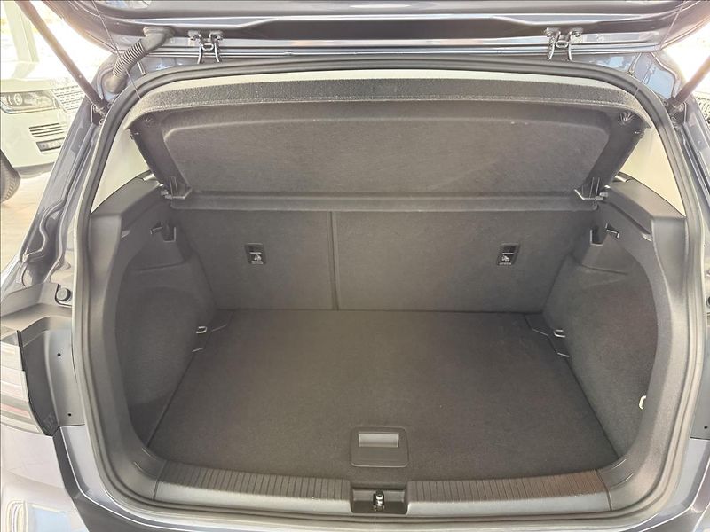 Volkswagen T-Cross 1,5   TSI 110kW,DSG,STYLE,1.MA - fotka 25 z 26