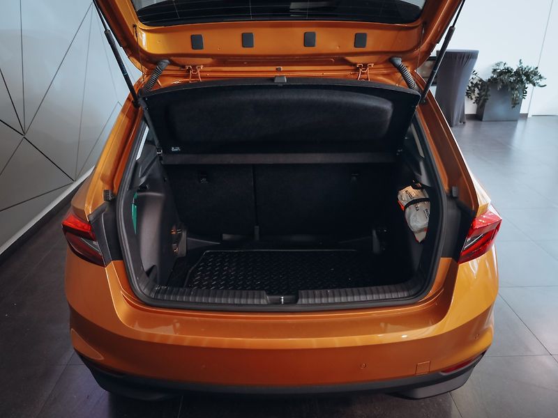 Škoda Fabia 1.0 TSI 81 kW Style Plus - fotka 7 z 28