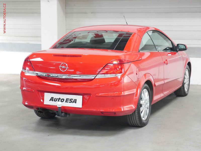 Opel Astra (2007) 1.6i Twin TOP, AC, temp - fotka 6 z 17