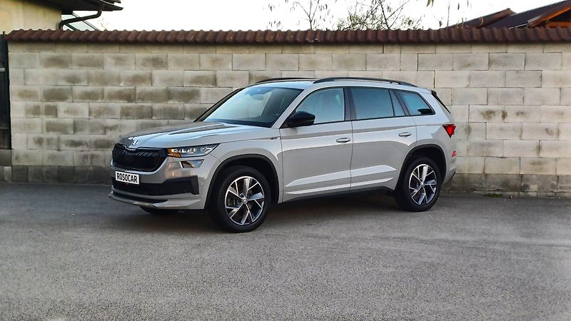 Škoda Kodiaq TDI 147kW 4x4 SPORTLINE-CR-DPH - fotografie inzerátu