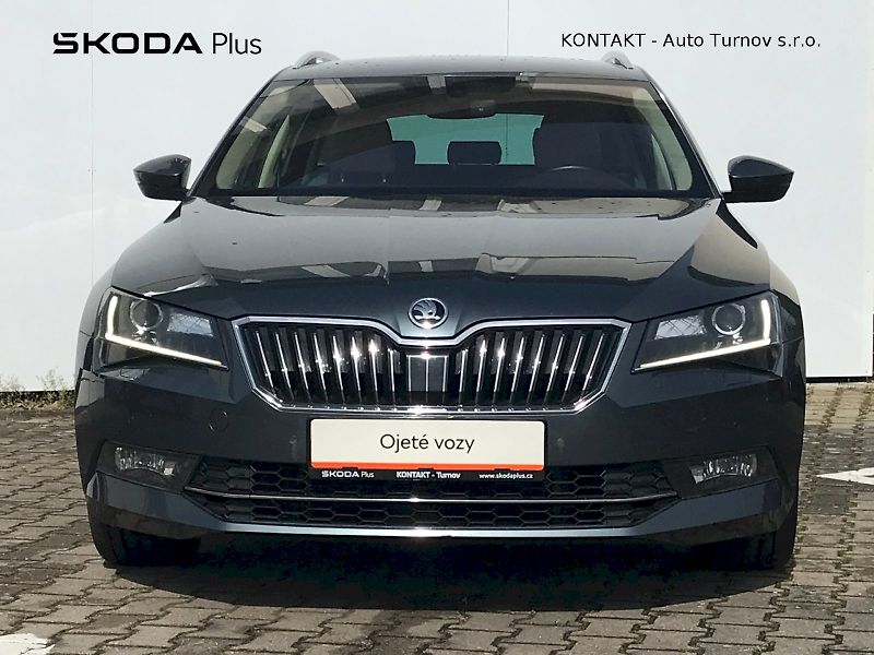 Škoda Superb (2019) Combi  L&K 4x4 2,0 TDI DSG - fotka 4 z 29