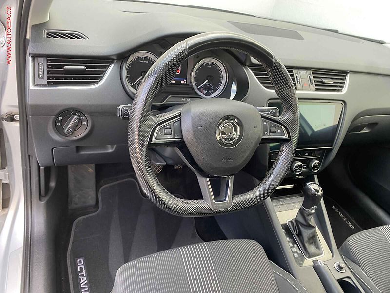 Škoda Octavia (2018) 1.5 TSi, Style, DSG - fotka 12 z 16
