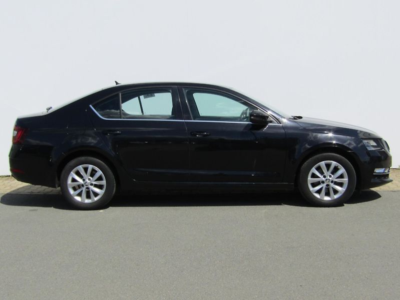 Škoda Octavia (2019) Style 2.0 TDI 110KW - fotka 3 z 29
