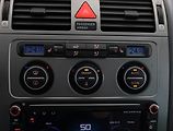 Volkswagen Touran (2007) Cross 2.0 TDI, Tempomat - náhled 13