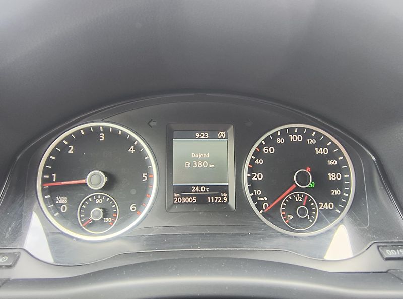 Volkswagen Tiguan (2013) 2.0 TDI 4X4 DSG 130KW R-LINE  - fotka 27 z 53