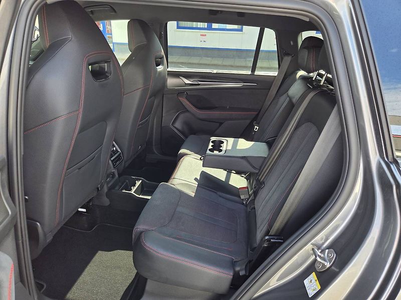 Škoda Kodiaq (2025) 2.0 TSI RS - fotka 35 z 46