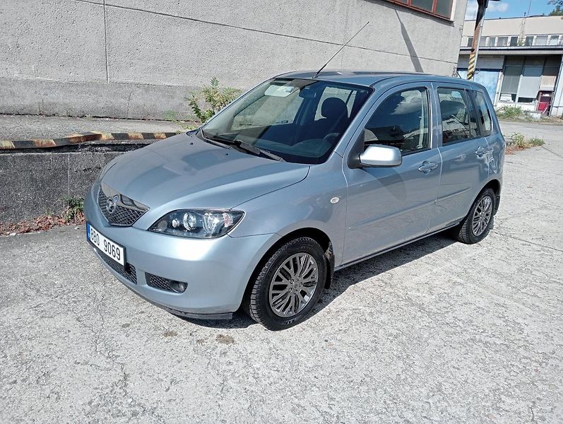 Mazda 2 (2006) 1.4i, AUTOMAT - fotka 1 z 24