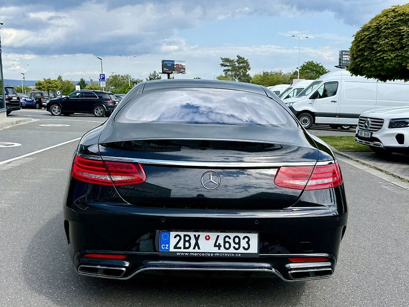 Mercedes-Benz Třídy S (2014) 500 4MATIC kupé - fotka 7 z 49