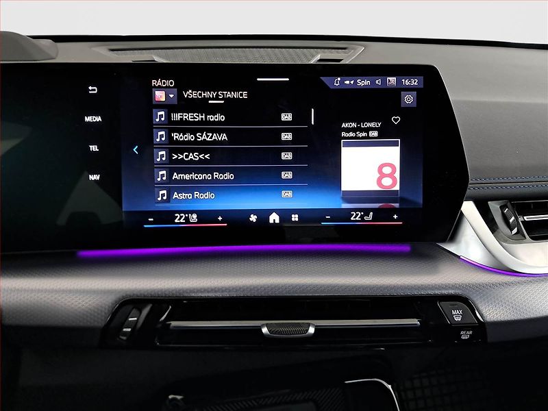 BMW X1 (2024) sDrive18i - fotka 12 z 19