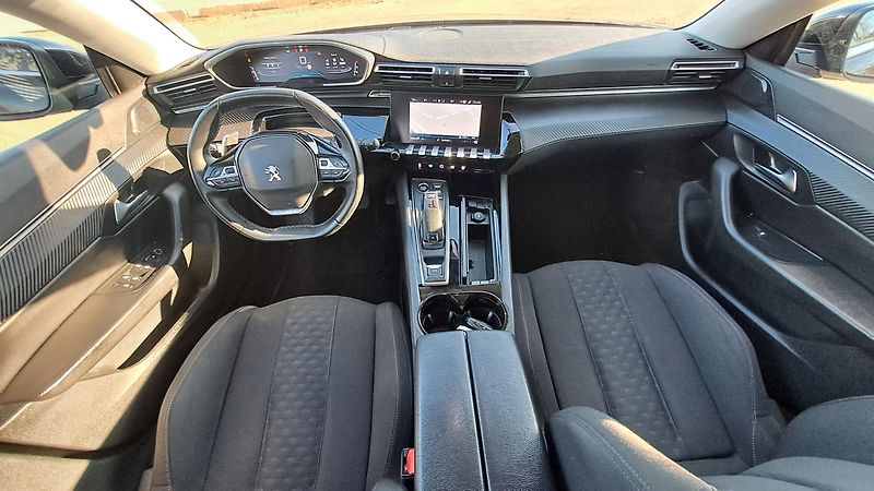 Peugeot 508 1.5 SW BlueHDi 130 S&S - fotka 13 z 27