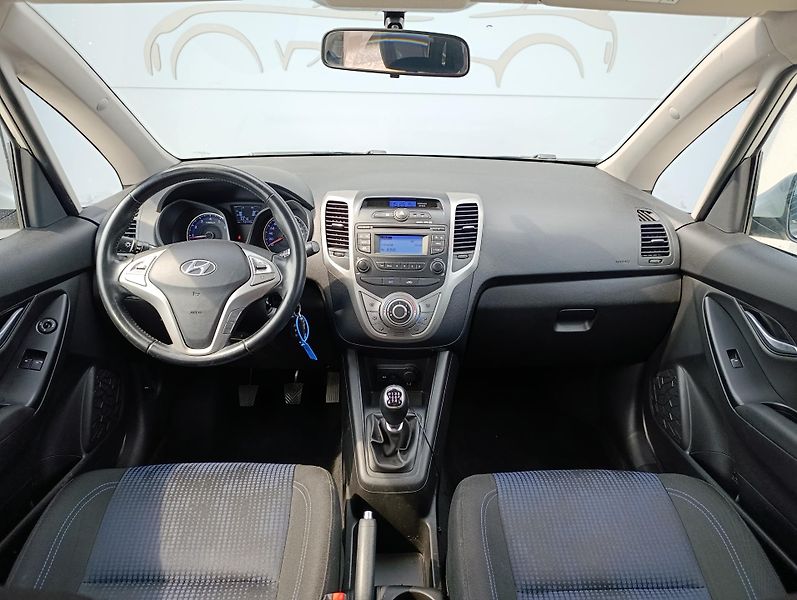 Hyundai ix20 1.4CVVT 66kW ČR 1.MAJITEL DPH - fotka 20 z 30