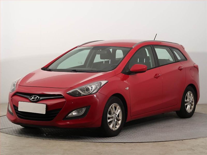 Hyundai i30 (2014) 1.6 MPI, Serv.kniha, Tempomat - fotka 2 z 14