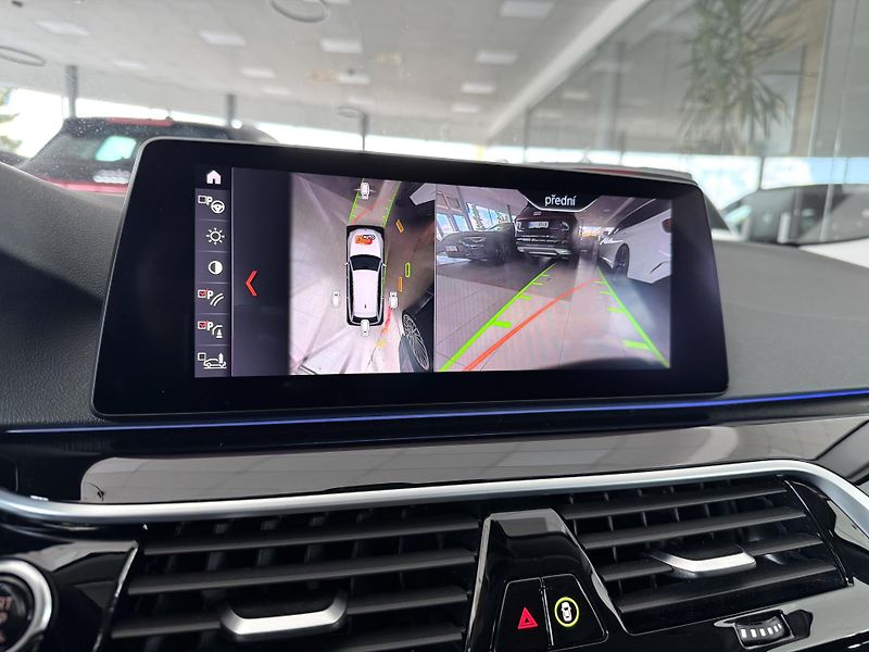 BMW Řada 5 530i xDrive*360Kam*KeyLess*TOP - fotka 22 z 45