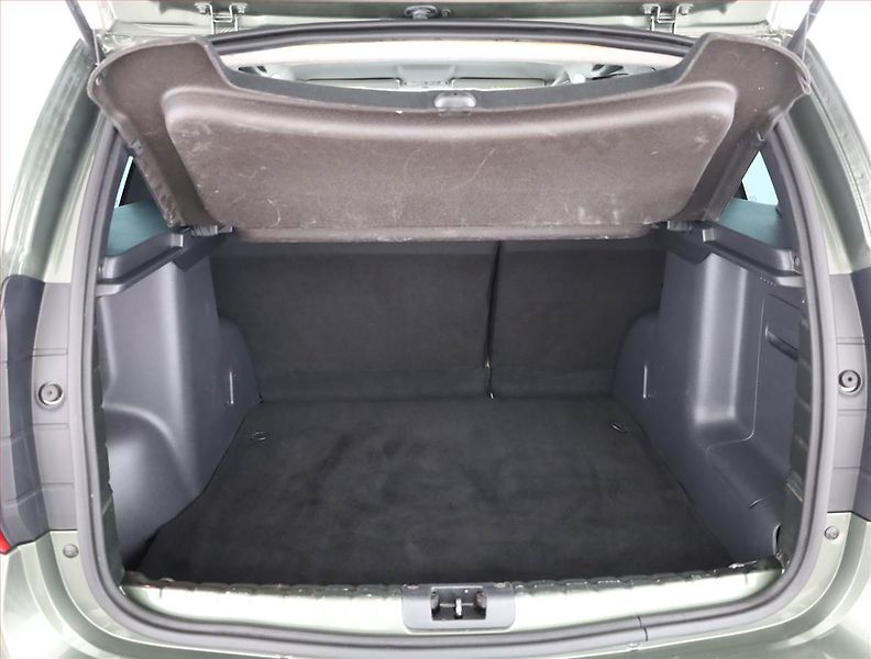 Dacia Duster (2015) 1.6 SCe - fotka 12 z 12