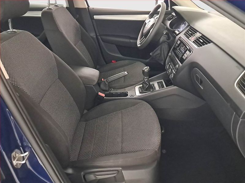 Škoda Octavia (2016) 1.6 TDI 4x4, 4X4, Tempomat - fotka 9 z 17