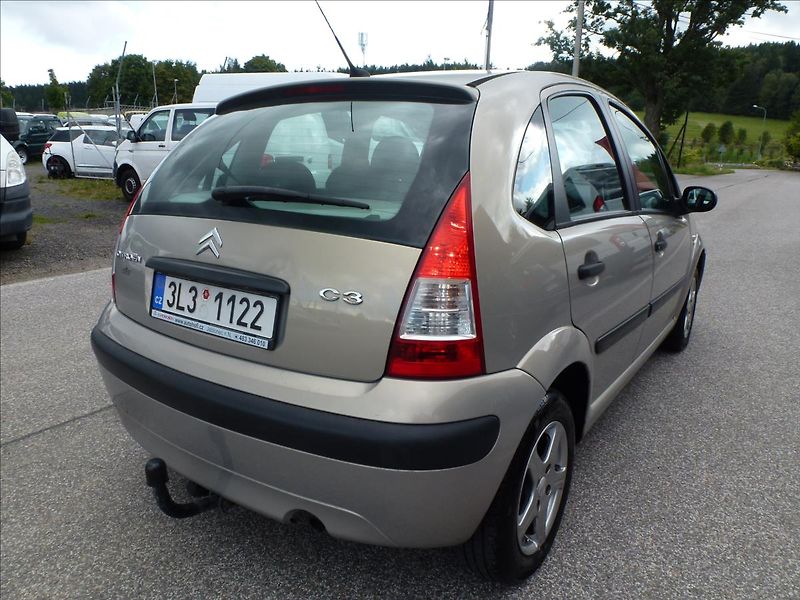 Citroën C3 1,1 SX - fotka 9 z 42