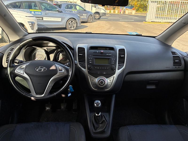 Hyundai ix20 1.6 i 92kW KLIMA TAŽNÉ ČR  - fotka 11 z 23