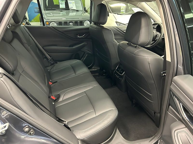 Subaru Outback (2025) 2.5 Comfort 2025 | Záruka - fotka 17 z 32
