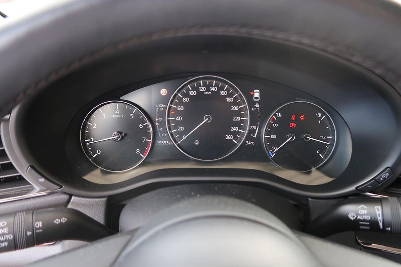 Mazda CX-30 2,0 G122 Plus ČR, záruka, DPH - fotka 21 z 29