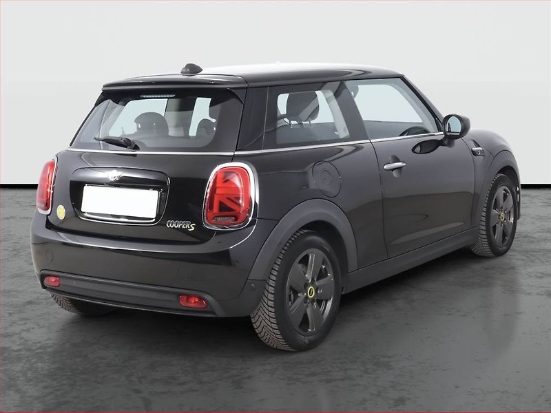 Mini Ostatní (2021) Cooper SE 32 kWh, SoH 100% - fotka 5 z 19