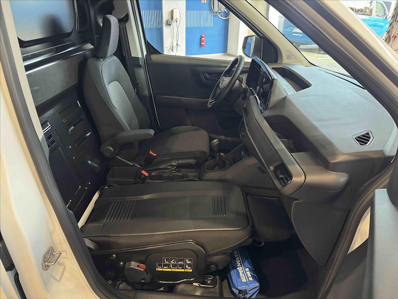 Ford Transit Courier (2026) 1,5 EcoBlue 73 kW /100 koní, 6 - fotka 16 z 18