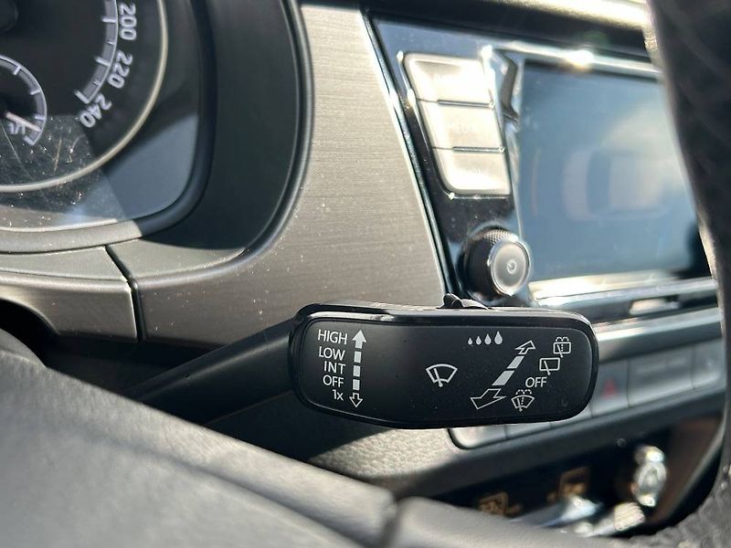 Škoda Fabia Style 6MP 1,0TSI - fotka 13 z 22