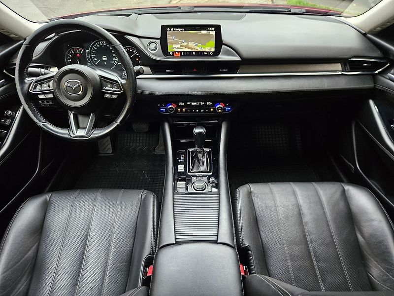 Mazda 6 2,5i SKYACTIV-G,Revolution Top - fotka 15 z 35