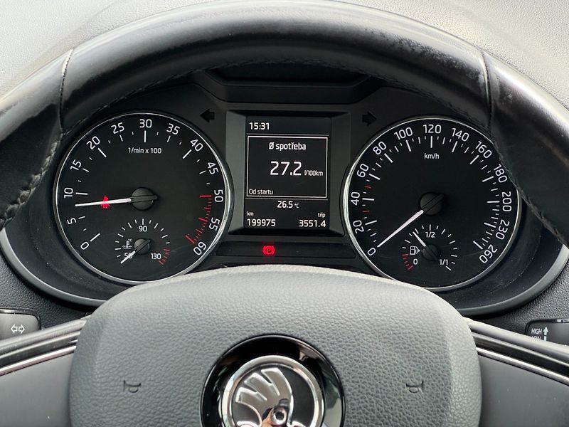 Škoda Octavia (2015) Ambition 1.6 TDI 81kW - fotka 18 z 29
