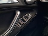Ford Galaxy (2013) 2.0 TDCi, Automat, 7 míst - náhled 17