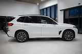 BMW X5 (2025) M30xD 210KW NEZÁVISLÉ MASÁŽ TZ - náhled 12