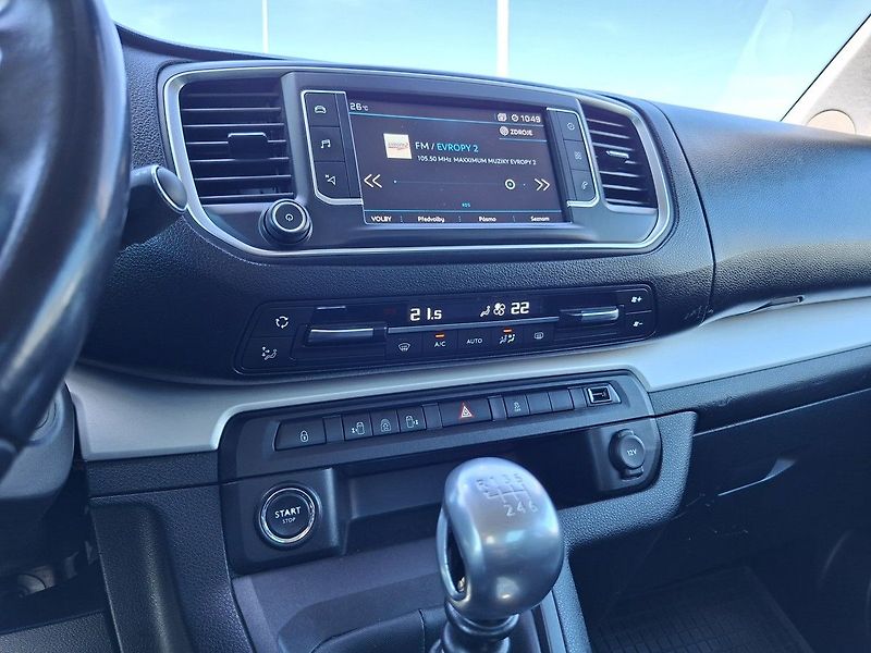 Peugeot Traveller 2,0 BHDI 150k 8M - fotka 21 z 27