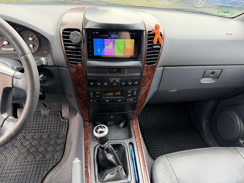 Kia Sorento 2.5 CRDi MAN 4x4 - fotka 18 z 23