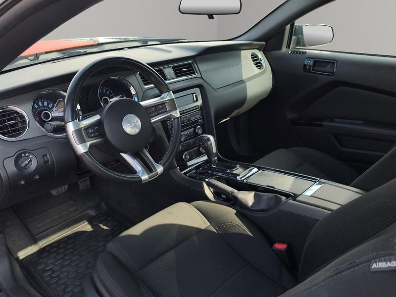 Ford Mustang (2014) V6 3.7 227kW A/T - fotka 21 z 23