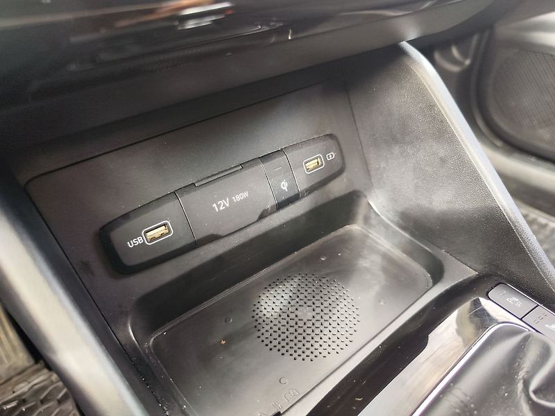 Hyundai Tucson 1.6 T-GDI/110kW Freedom Navi - fotka 24 z 37
