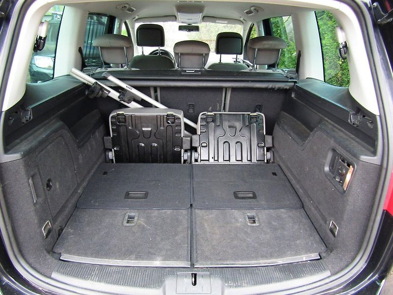 Seat Alhambra (2014) 2.0 TDI 103kW 4KIDS - fotka 22 z 44