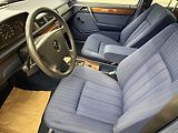 Mercedes-Benz Třídy E (1991) 2.3 , AT ,SERVIS DOLOŽEN! - náhled 21