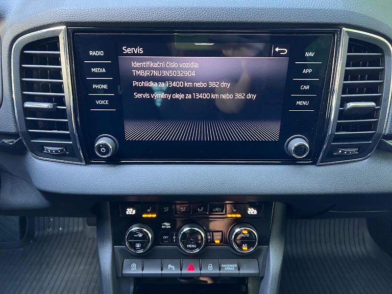 Škoda Karoq (2022) STYLE 1.5TSI 110kW DSG CZ DPH - fotka 11 z 23
