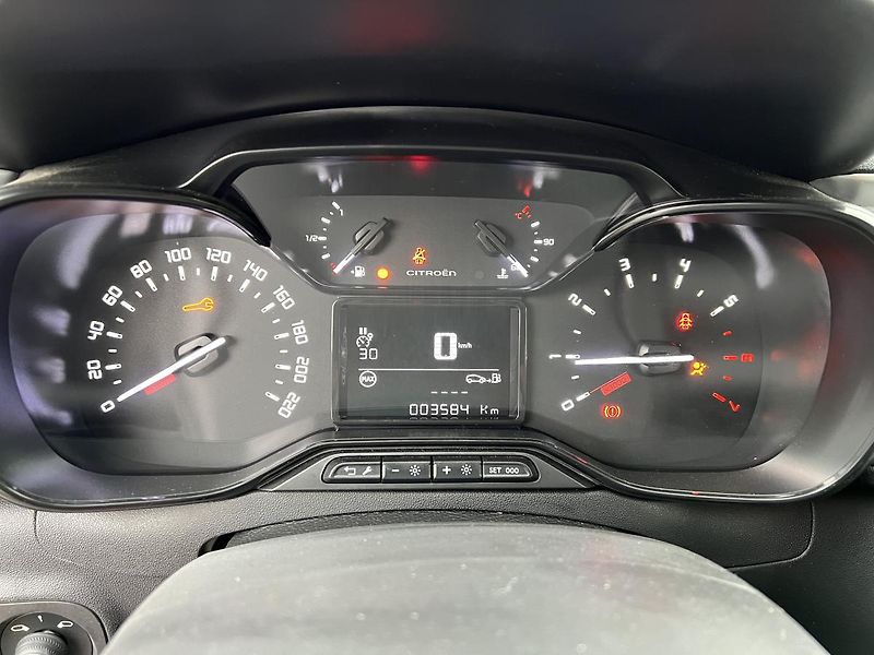Citroën C3 1.2 VTI 61 kW - fotka 12 z 20