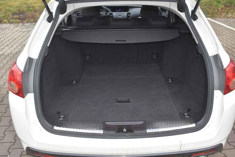 Tentokrát jsem otestoval dvanáctiletý kombík Honda Accord