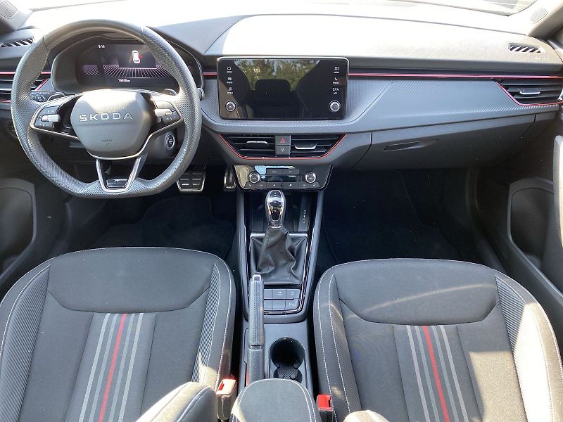 Škoda Kamiq (2025) 1.5 TSI DSG Monte Carlo - fotka 5 z 34