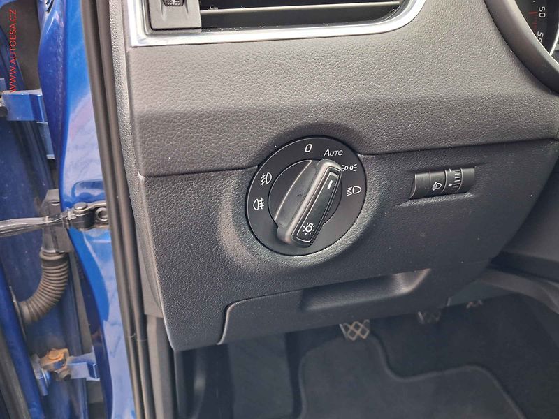 Škoda Octavia (2014) 1.6 TDi, Elegance, TZ - fotka 15 z 16
