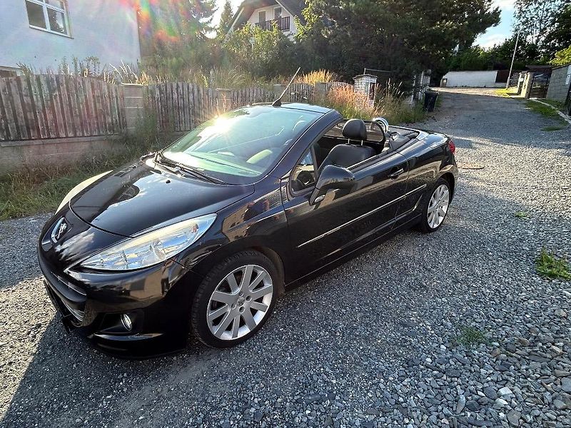 Peugeot 207 (2012) - fotka 1 z 18