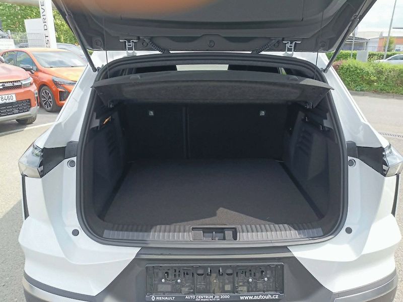 Renault Symbioz (2026) techno mild hybrid 140 EDC - fotka 12 z 21