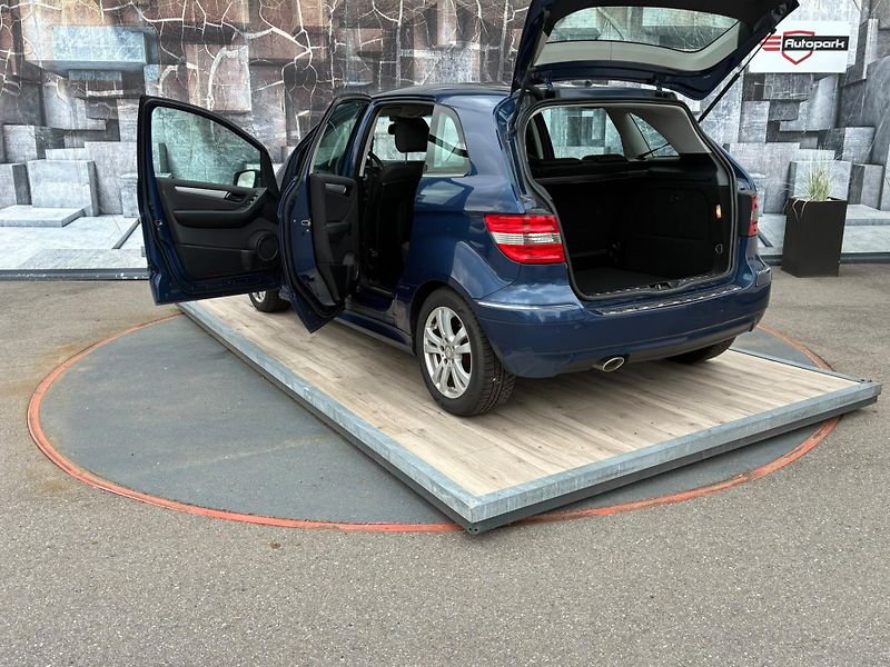 Mercedes-Benz Třídy B (2009) 180 CDi, 2.0D, 80KW,VYHŘ. SED. - fotka 9 z 21