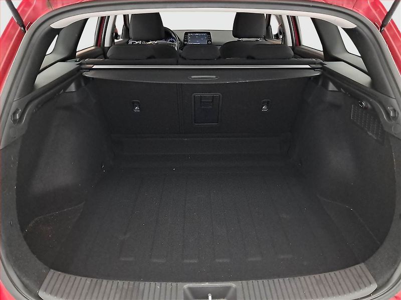 Hyundai i30 (2019) 1.4 T-GDI, Serv.kniha, Navi - fotka 14 z 21