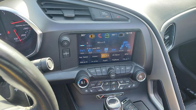 Chevrolet Corvette (2019) C7 3LT SKLADEM, ihned k odběru - fotka 32 z 45